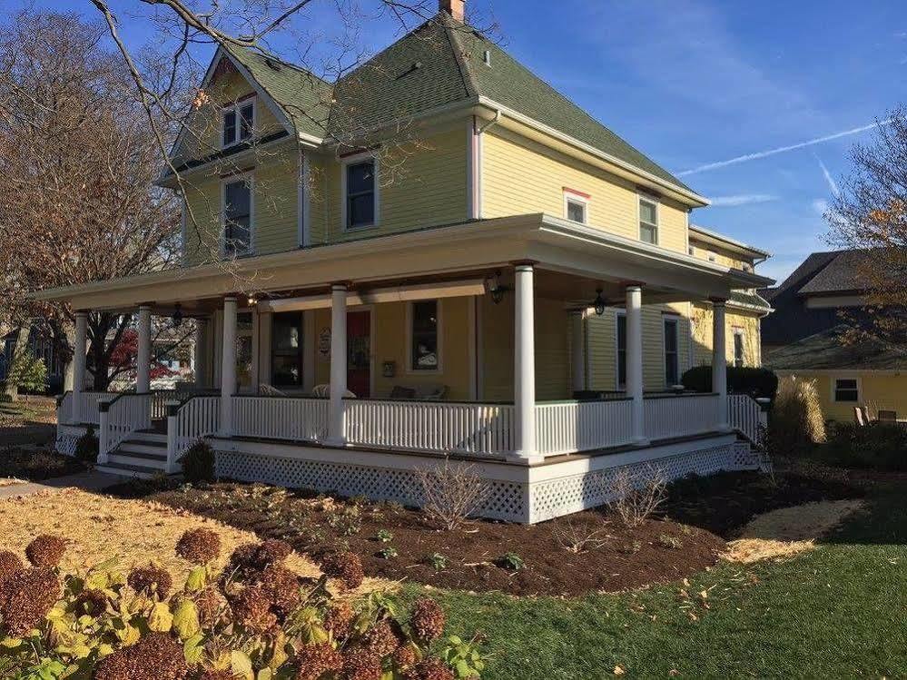 Harrison House Bed & Breakfast Naperville Buitenkant foto