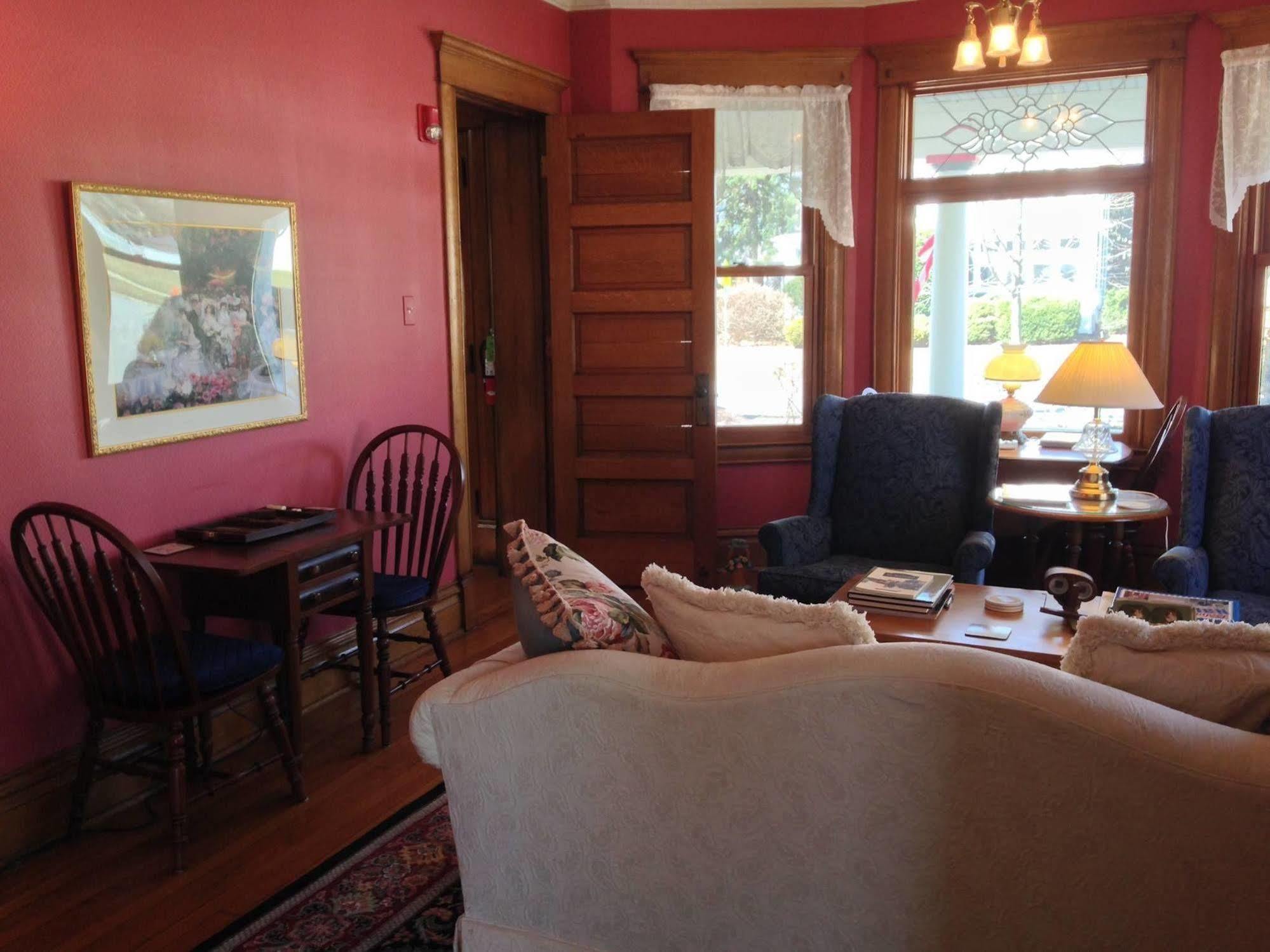 Harrison House Bed & Breakfast Naperville Buitenkant foto