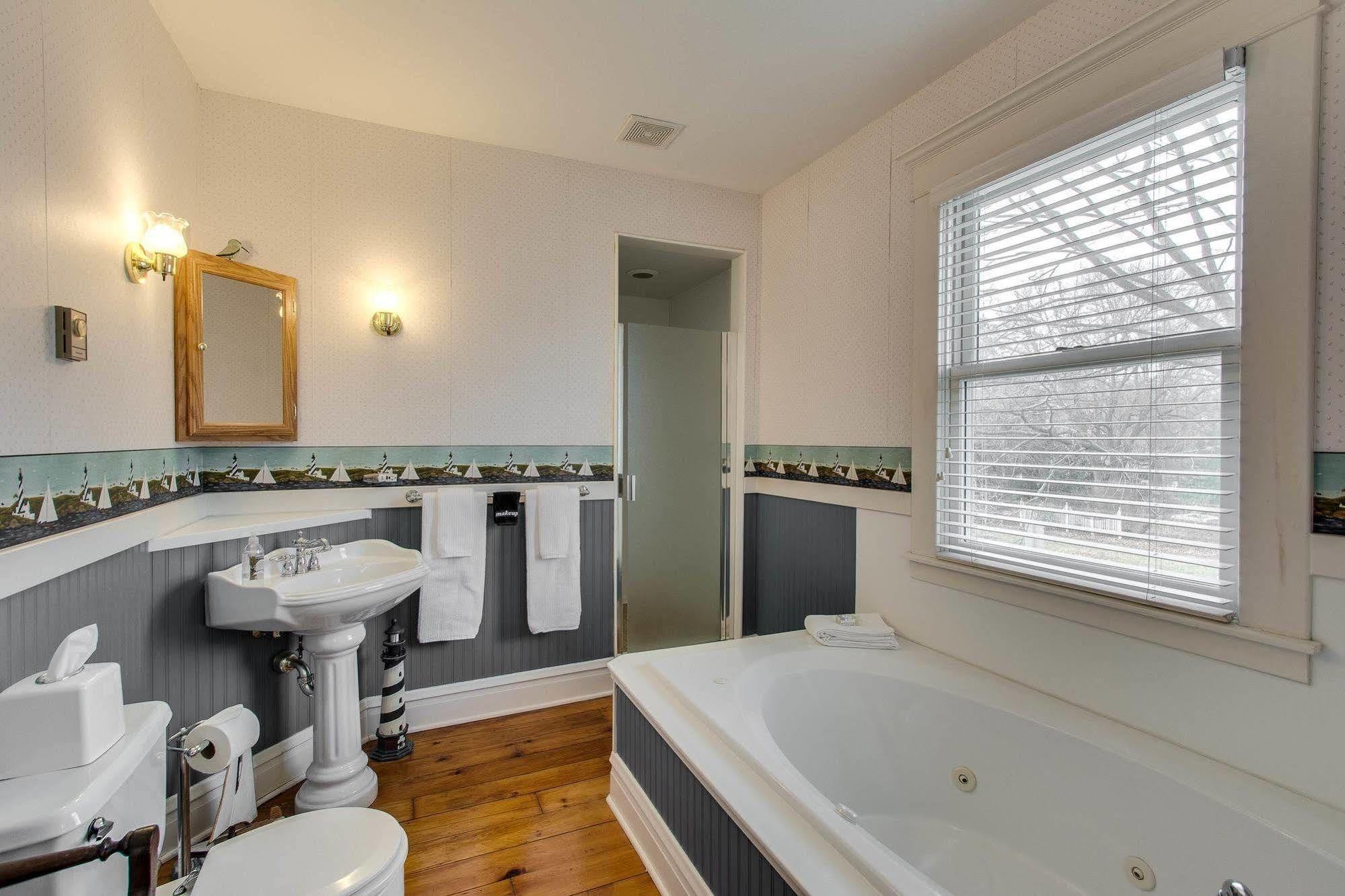Harrison House Bed & Breakfast Naperville Buitenkant foto