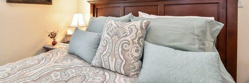 Harrison House Bed & Breakfast Naperville Buitenkant foto