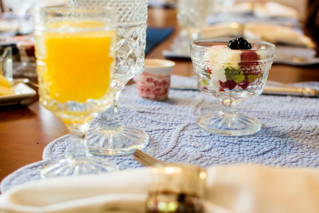 Harrison House Bed & Breakfast Naperville Buitenkant foto